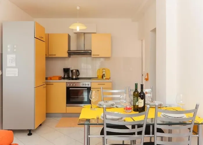 Apartman With Parking Space - 21248