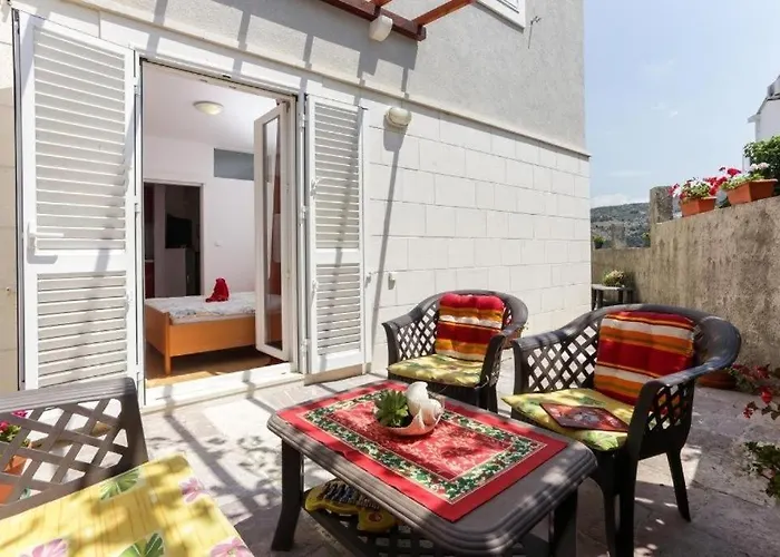 With Parking Space - 21248 Apartman